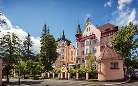Villa Smetana Spa & Wellness Resort